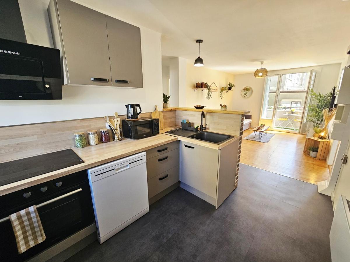 Apartment Le Bourget, Grand Proche Du Centre *