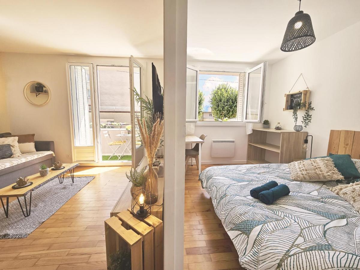 Apartment Le Bourget, Grand Proche Du Centre *