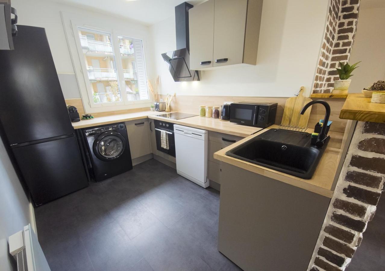 Le Bourget, Grand Proche Du Centre Appartement